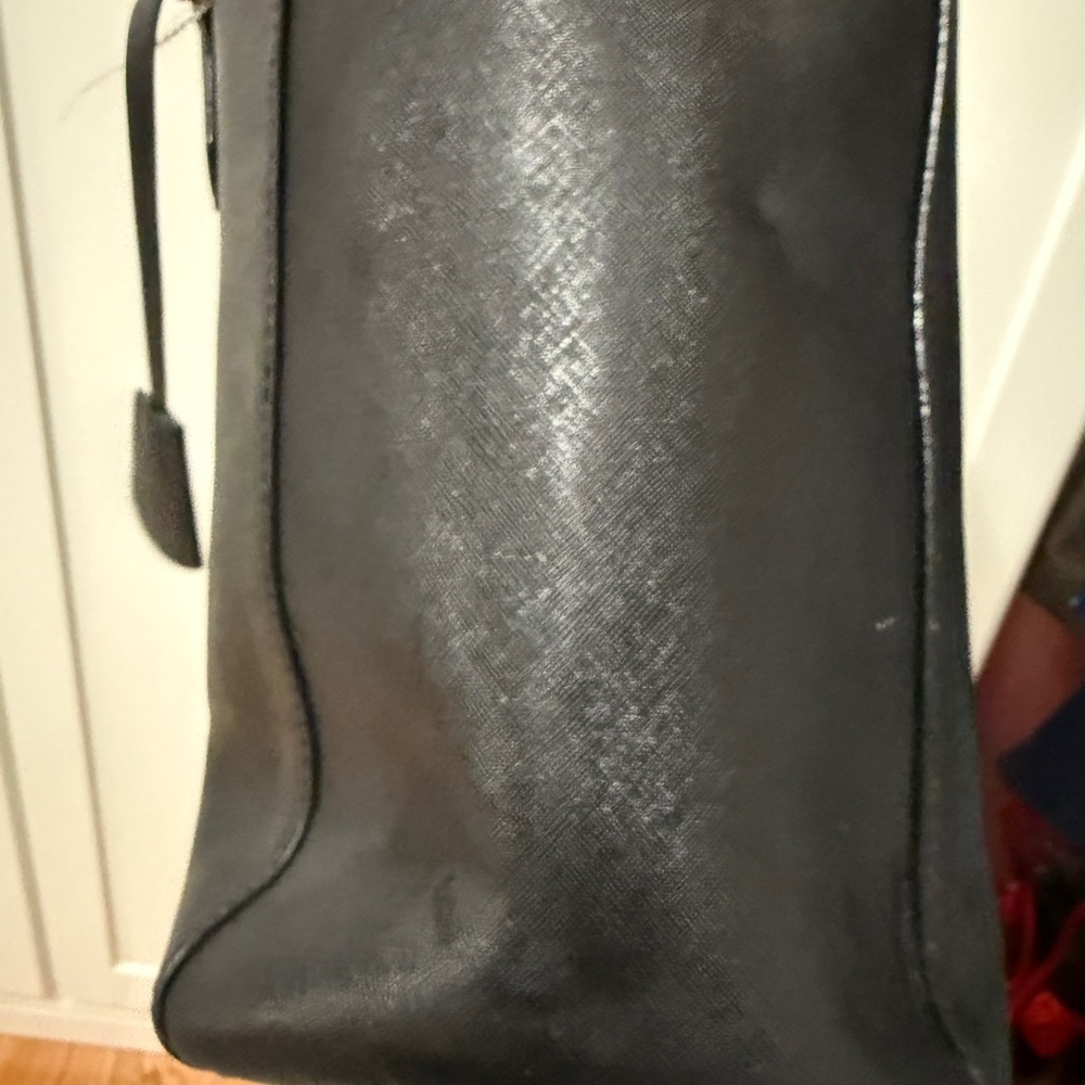 Tory Burch Black Robinson Tote Bag with Gold Accents - Picture 3 of 16